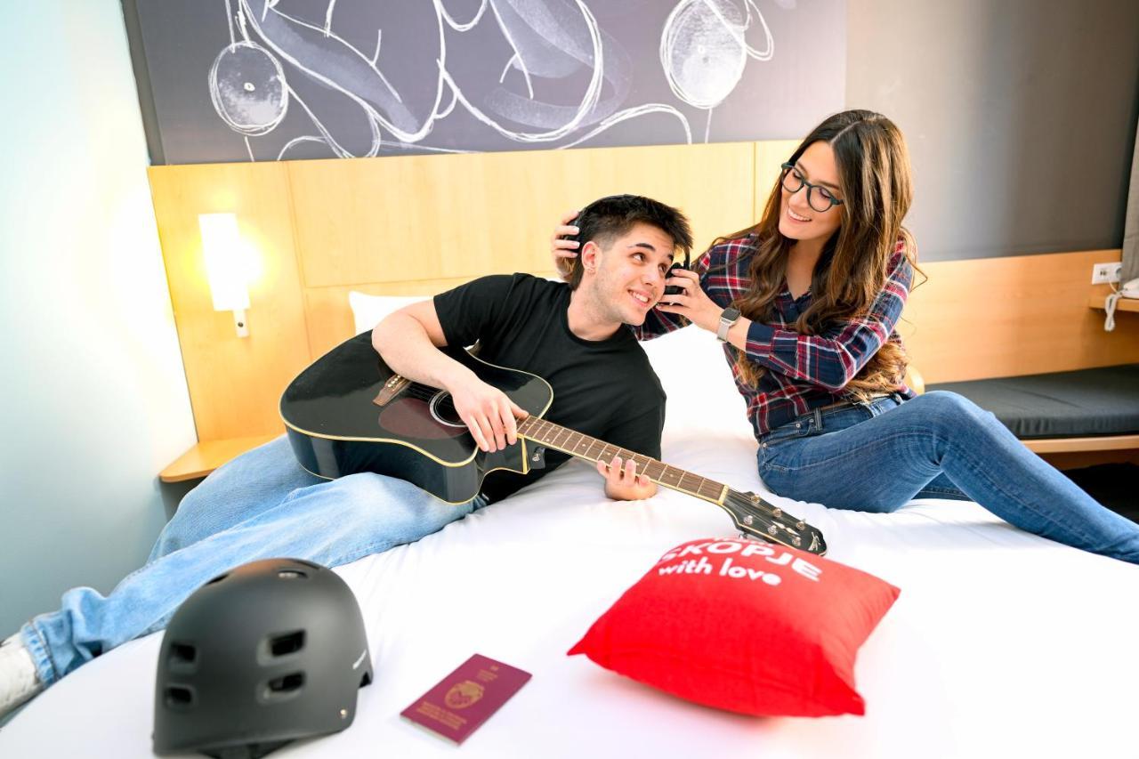 Ibis Skopje City Center Luaran gambar