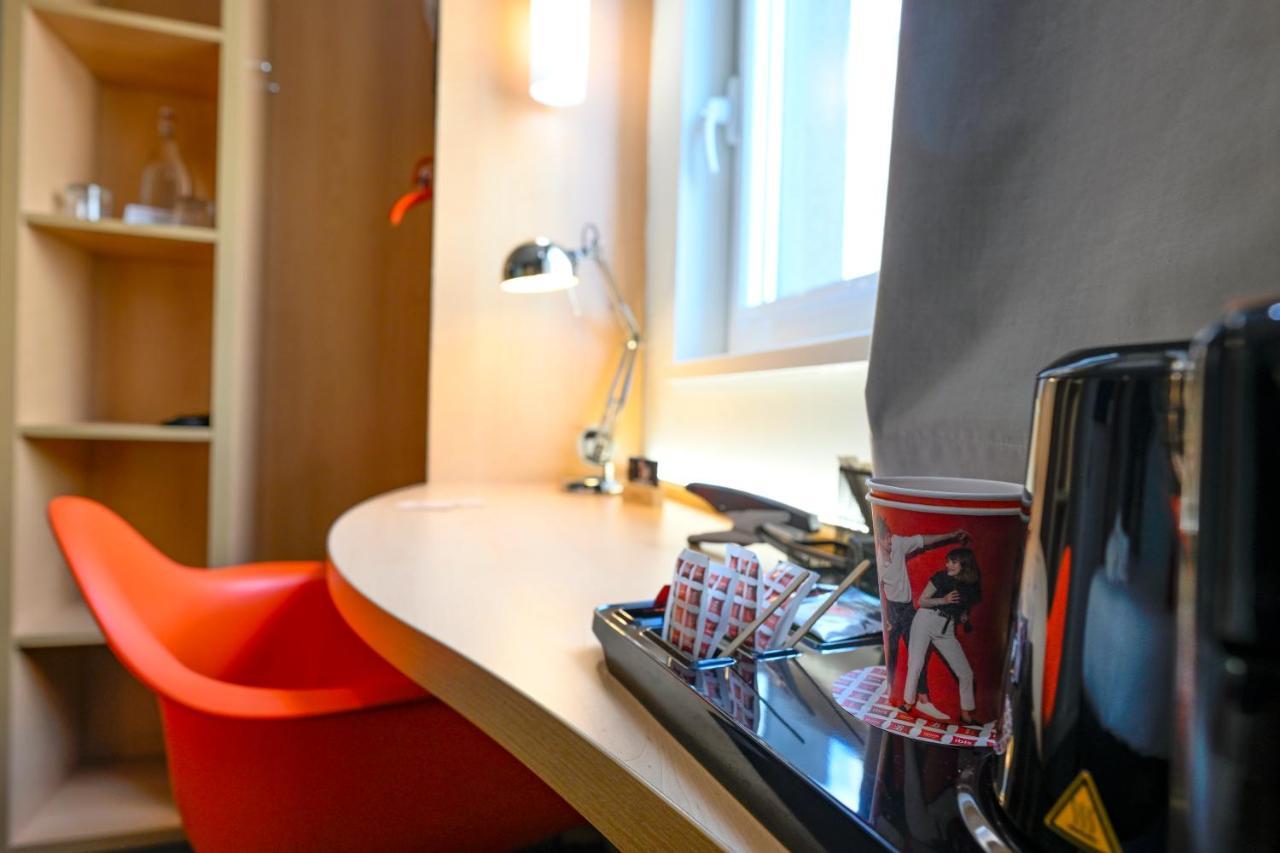 Ibis Skopje City Center Luaran gambar