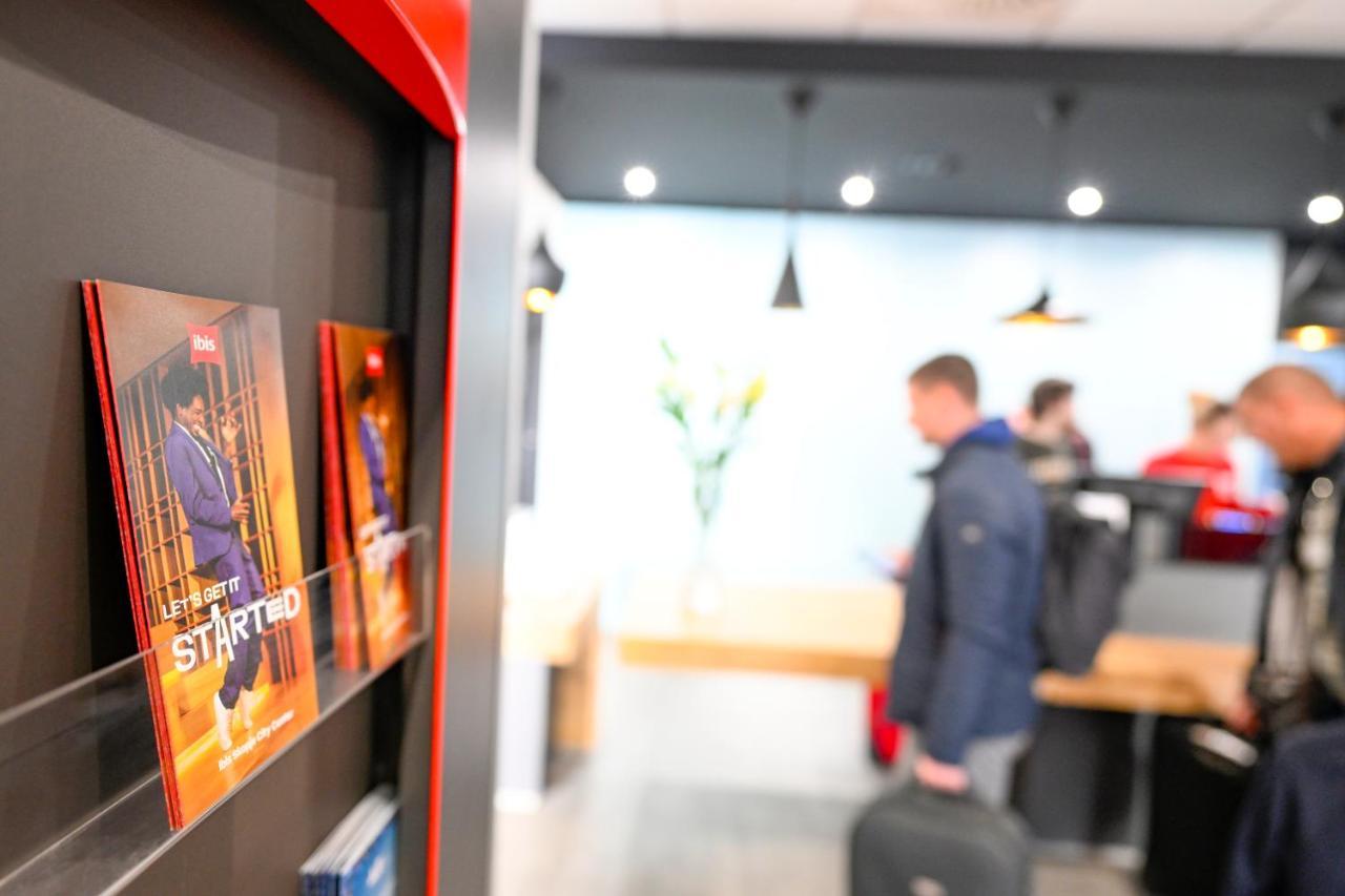 Ibis Skopje City Center Luaran gambar